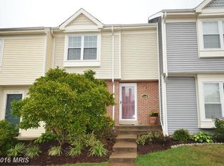 21680 Hazelnut Sq, Sterling, VA 20164