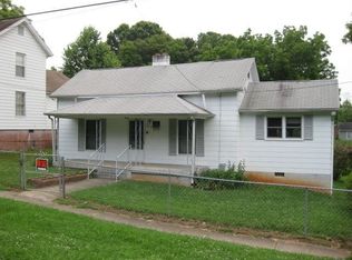 114 E Georgia Ave, Bessemer City, NC 28016