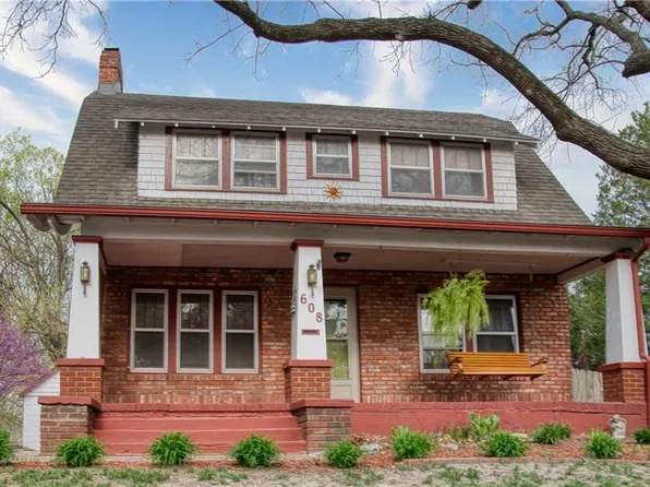 608 S Liberty St, Independence, MO 64050