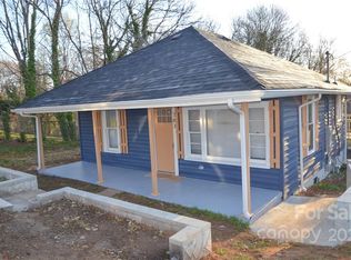303 S Derby Ave, Newton, NC 28658