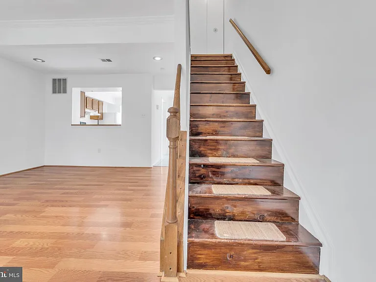 7015 Old Brentford Rd — Photo 16