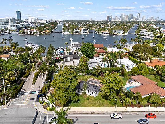 3rd image of 2681 Harbor Beach Pkwy