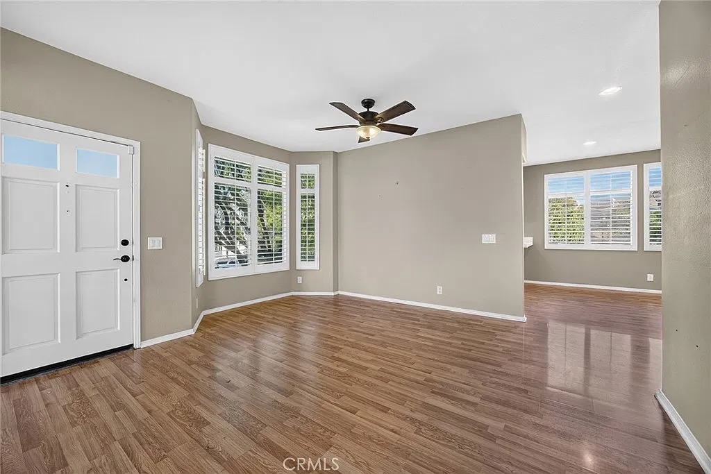 3 bed, 2.5 bath, 1771 sqft, $4,200 — Photo 4
