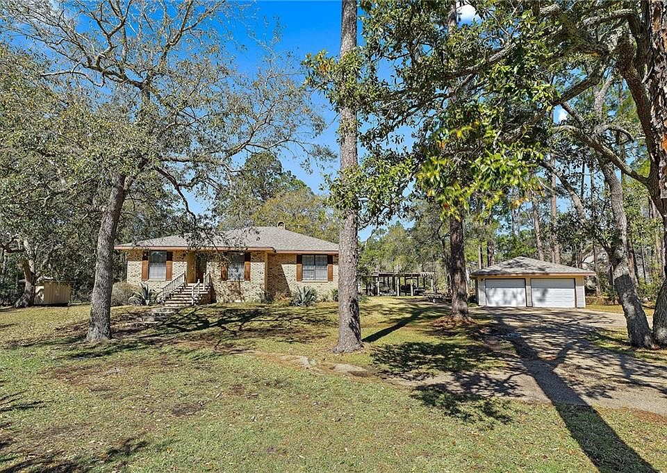 1st image of 59231 Pine Bay Ln