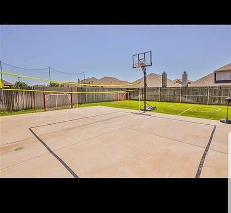 5th image of 2804 Los Osos Dr