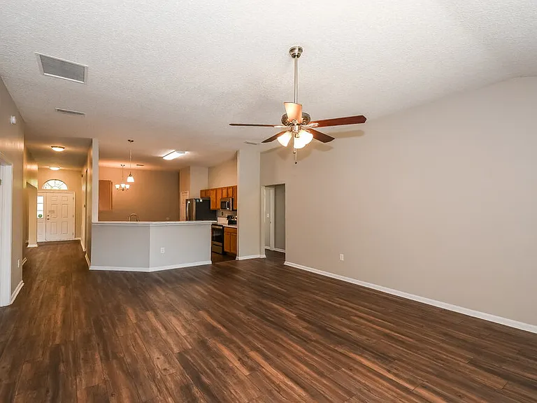 14064 Fish Eagle Dr E — Photo 4
