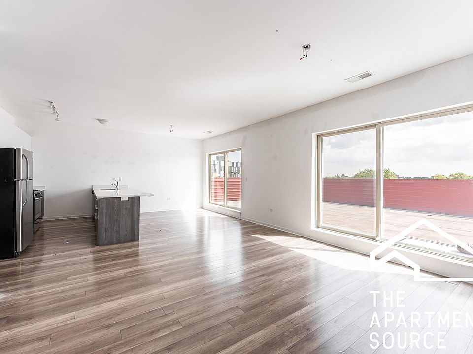 1st image of 2703 W North Ave #302