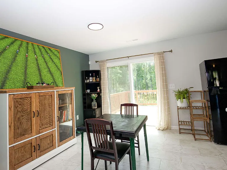 429 Century Ln — Photo 16