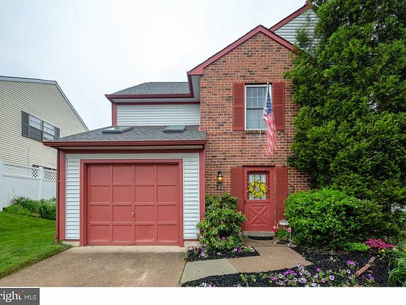 2nd image of 15046 Poquessing Creek Ln