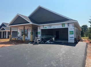 14 Norman Dr E, Charlottetown, PE C1C1E9