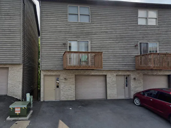 14 Sunridge Dr, Morgantown, WV 26505