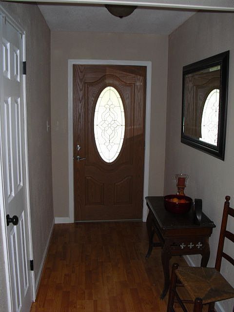 2nd image of 1705 Holly Trl