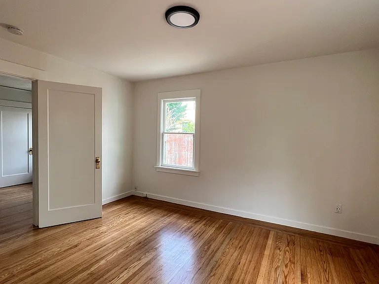 3318 Nicol Ave — Photo 14