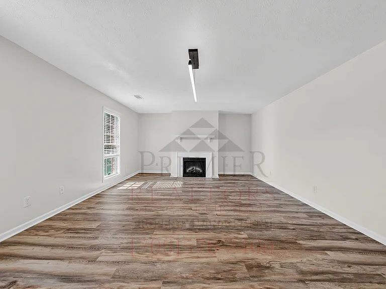 4261 Valley Crest Dr — Photo 22