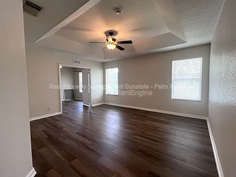 6786 Aliso Ave — Photo 18