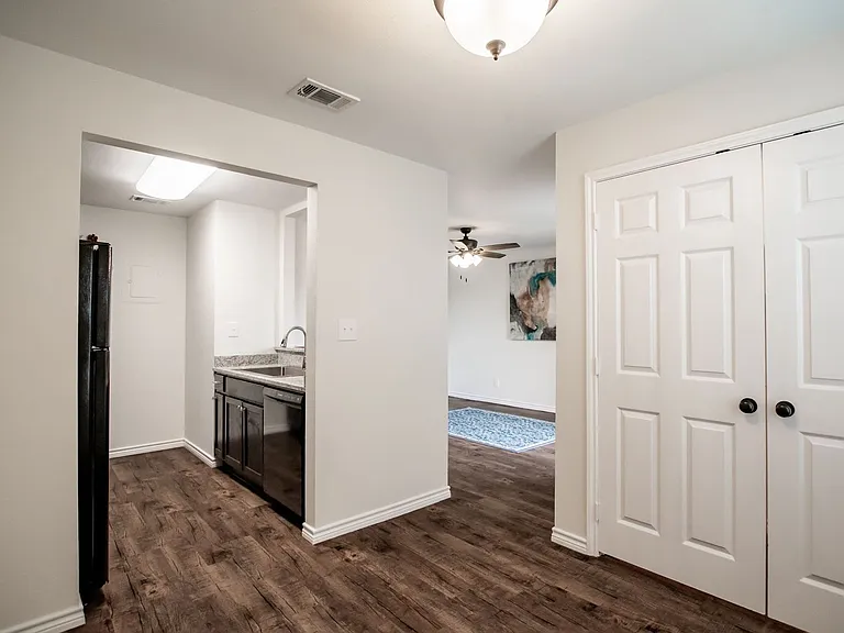 The Villas Apartments — Photo 58