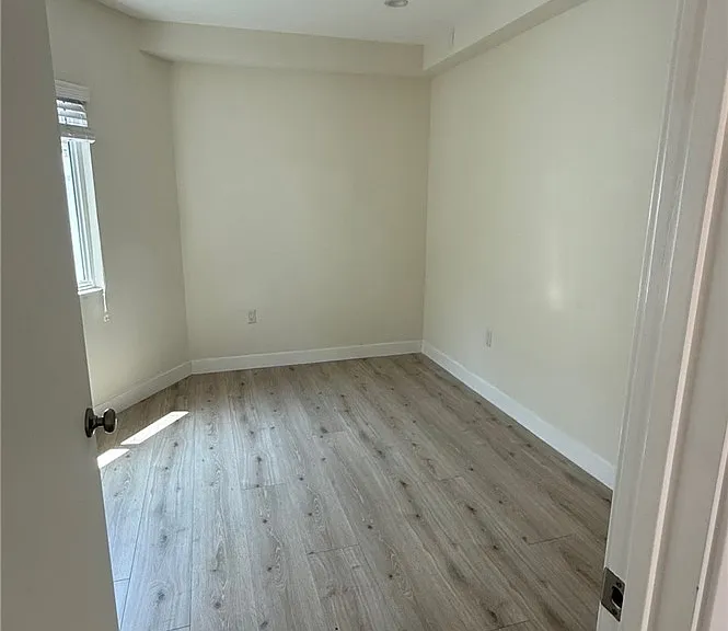 9353 Crystal View Dr — Photo 5