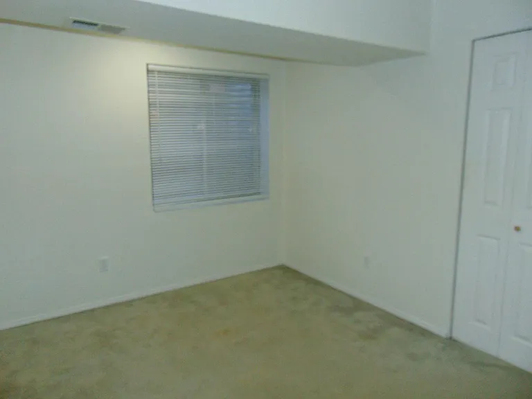 1637 Westbridge Dr #B3 — Photo 9