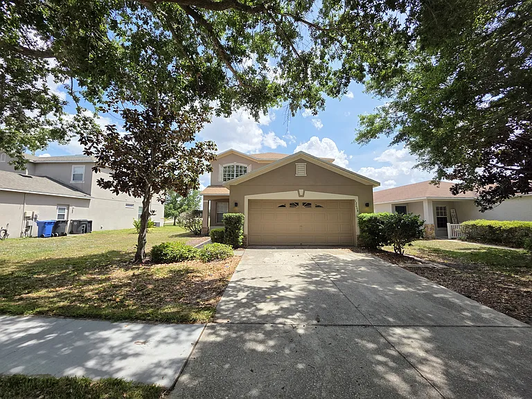 12604 Montford Ln — Photo 15