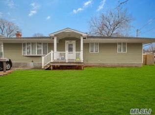 140 Wicks Rd, Commack, NY 11725