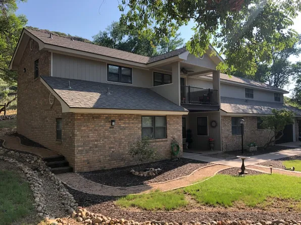 55 S Lakeshore Dr, Ransom Canyon, TX 79366