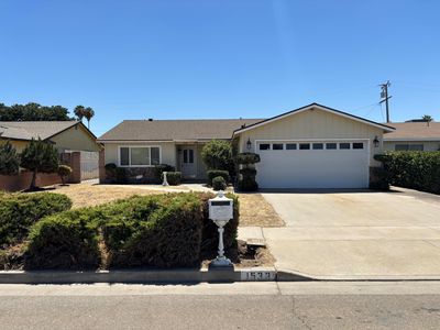 1533 E Birch Avenue, Tulare, CA, 93274