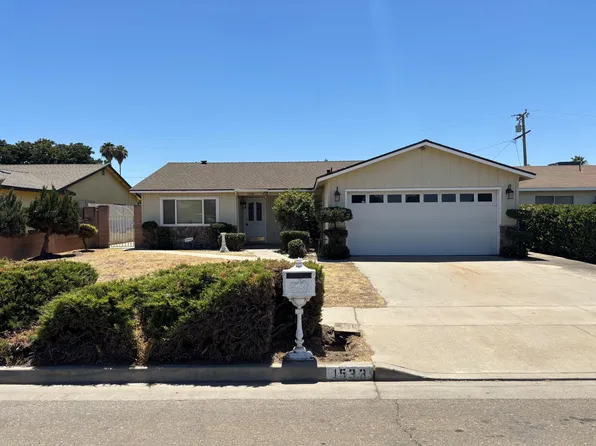 1533 E Birch Avenue, Tulare, CA 93274