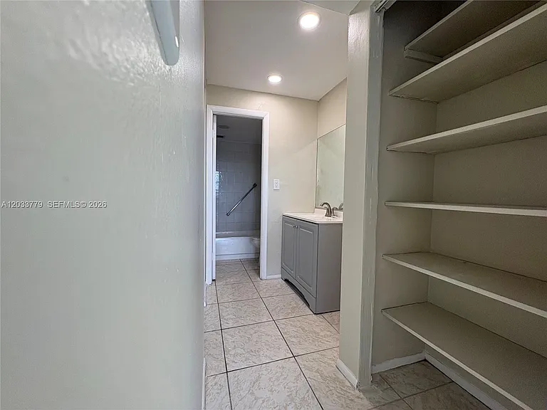 16740 NE 9th Ave #303 — Photo 7