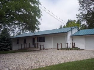 9191 Highland View Dr, Laingsburg, MI 48848