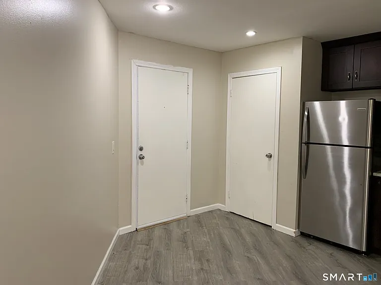 124 Biruta St #A2 — Photo 5