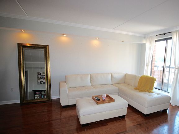 5th image of 530 S 2nd St APT 748