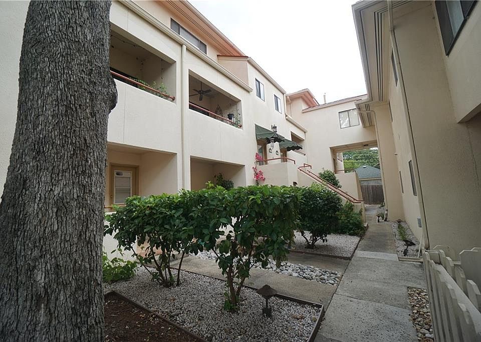 1st image of 1300 Woodlawn Blvd APT 105