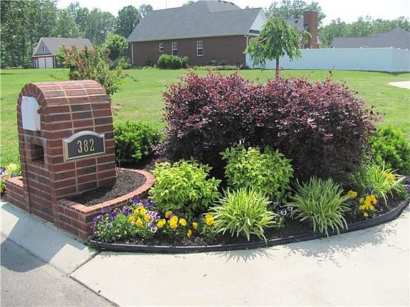 2nd image of 382 Whispering Winds Dr