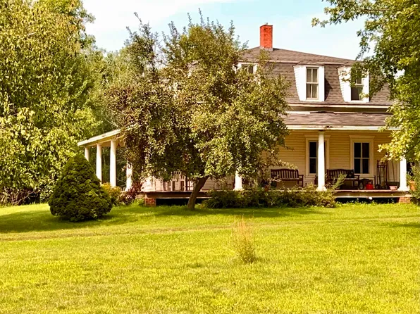 6802 Miller Rd, Abrams, WI 54101