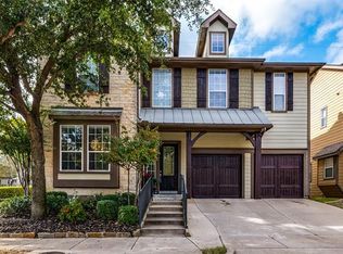 2401 Grizzly Run Ln, Euless, TX 76039