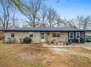 199 Ruth St, Farmington, AR 72730