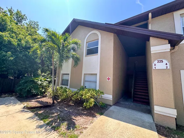 225 Spring Dr APT 3, Merritt Island, FL 32953