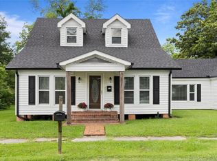 415 Mill Ave, Lake Arthur, LA 70549