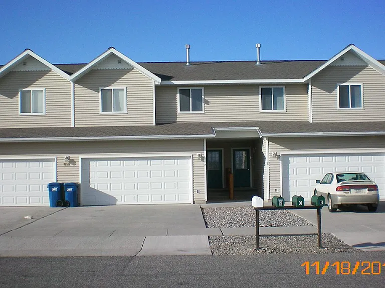 813 Mantle Dr #D — Photo 1