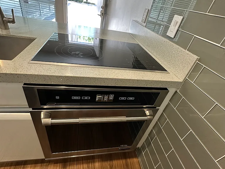 3110 Red River St #111 — Photo 3