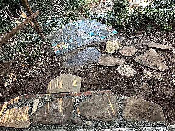 5th image of 353 S Topanga Canyon Blvd