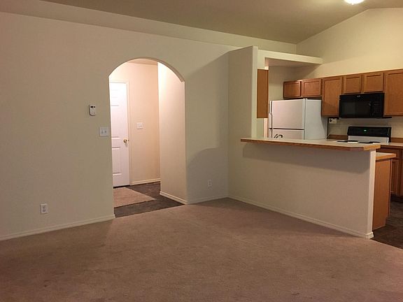 2nd image of 2828 Deaun Ave