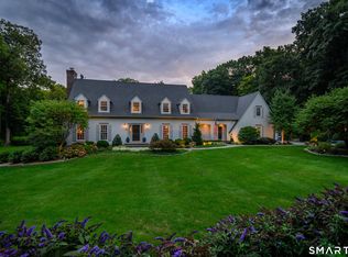 16 Winding Brook Rd, Newtown, CT 06470
