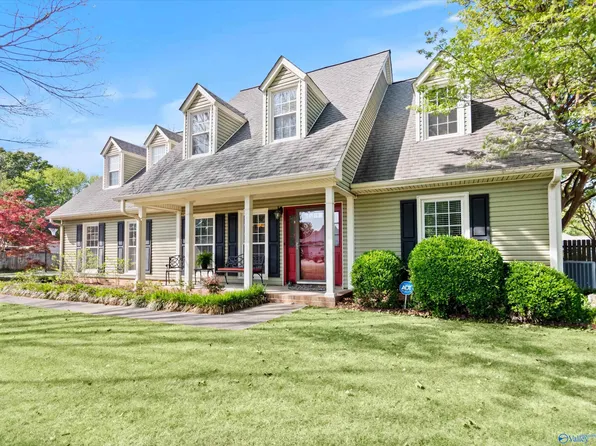 2312 Auburn Dr SW, Decatur, AL 35603