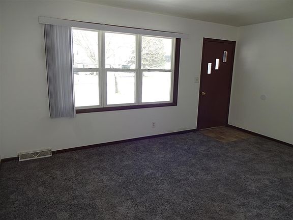 4th image of 8712 Indigo Ln