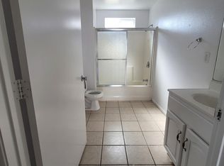 914 W 85th St APT 1, Los Angeles, CA 90044