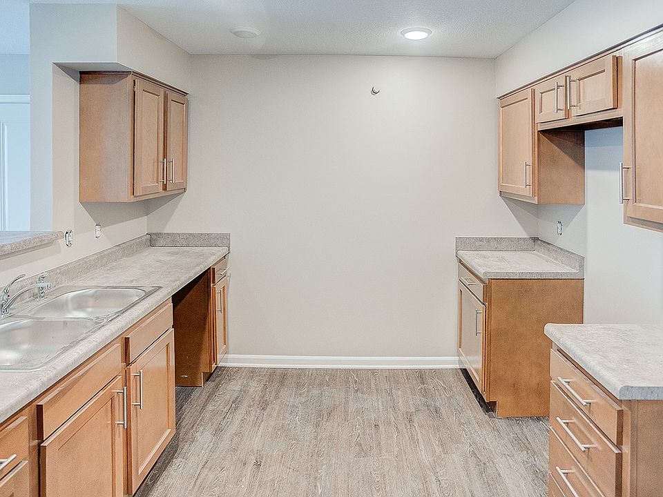 McKay Manor Apartment Rentals Breese, IL Zillow