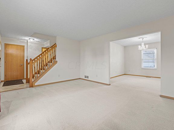 4th image of 2106 Parklawn Dr