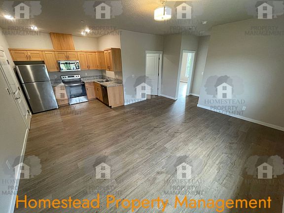 4th image of 283 N Knox St #203