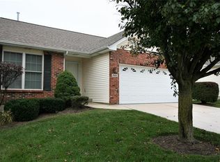 198 Fairgate Dr #72B, Saint Peters, MO 63376
